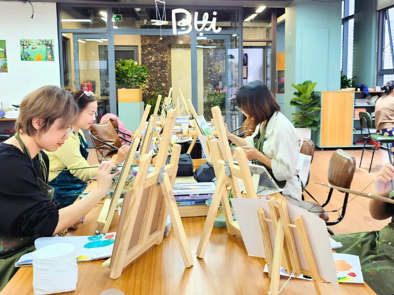 Điểm đặc biệt của lớp học vẽ Quận 7 của Mỹ Thuật Bụi