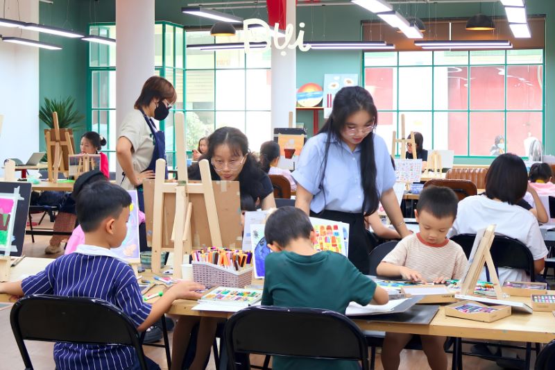 Dấu hiệu nhận biết trẻ đã sẵn sàng đến lớp học vẽ