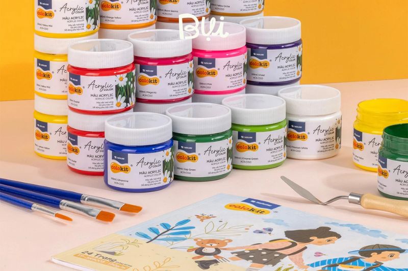 Màu Acrylic dạng tuýp và hũ